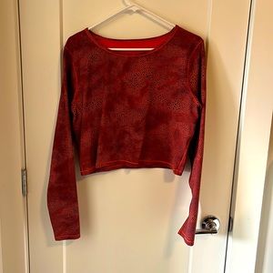 Lululemon crop top, size 12